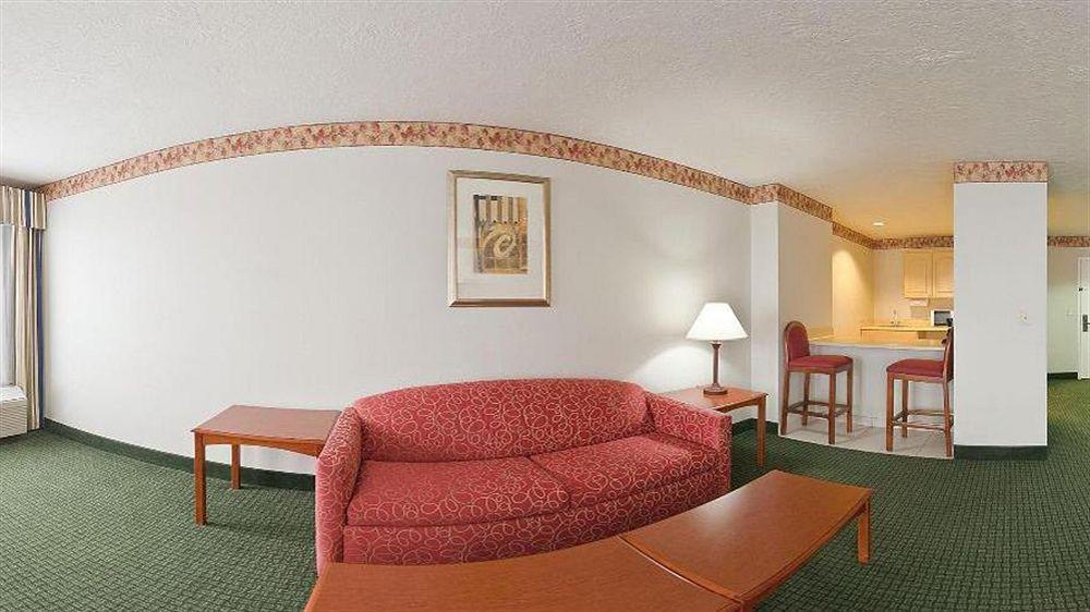 Holiday Inn Express & Suites Batesville By Ihg Екстериор снимка