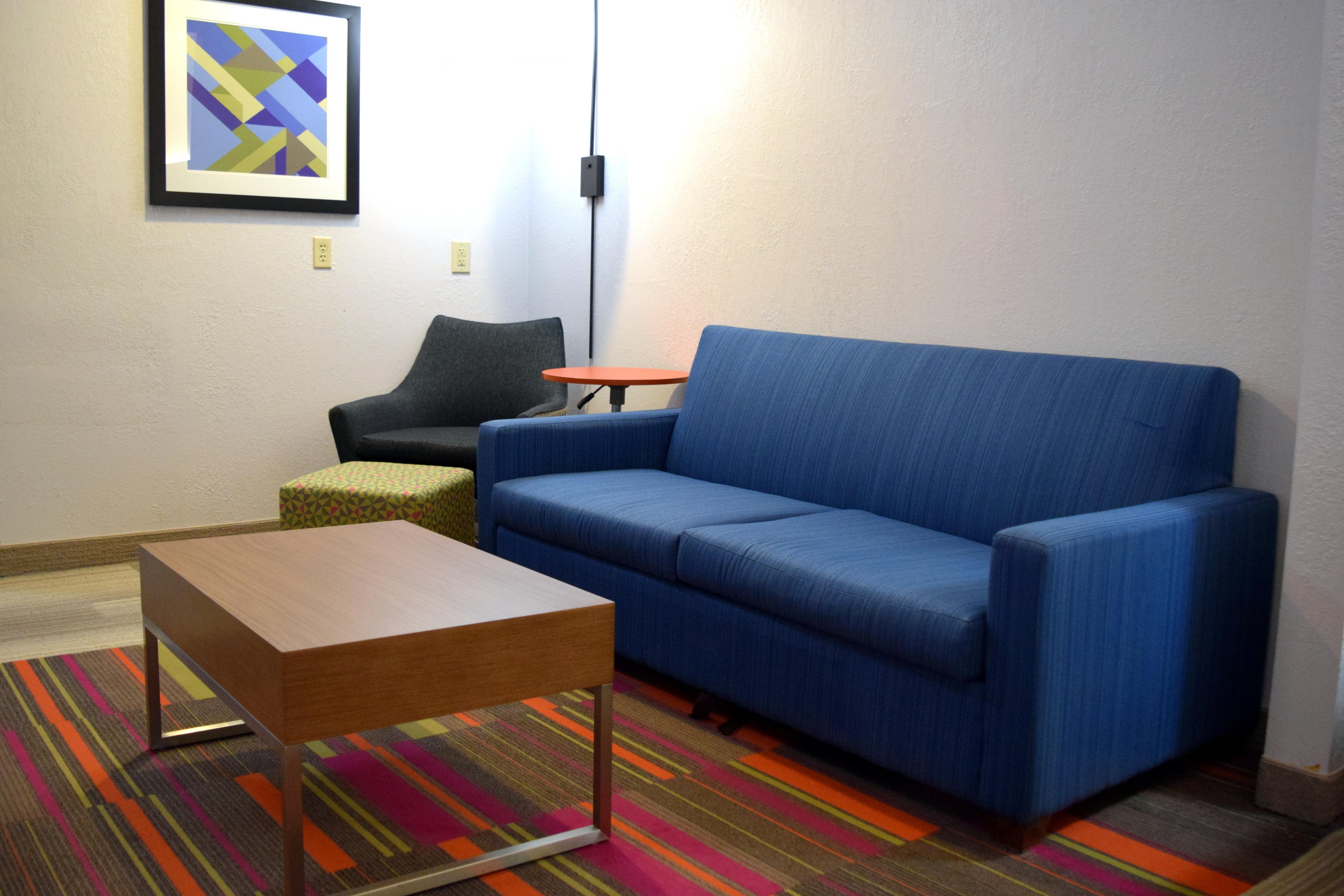 Holiday Inn Express & Suites Batesville By Ihg Екстериор снимка