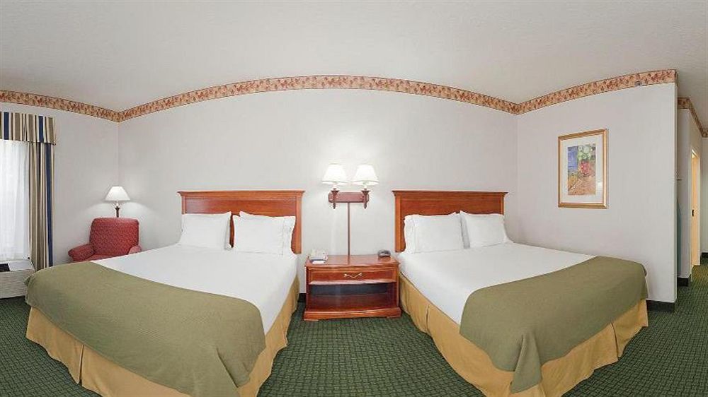 Holiday Inn Express & Suites Batesville By Ihg Екстериор снимка