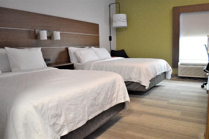 Holiday Inn Express & Suites Batesville By Ihg Екстериор снимка